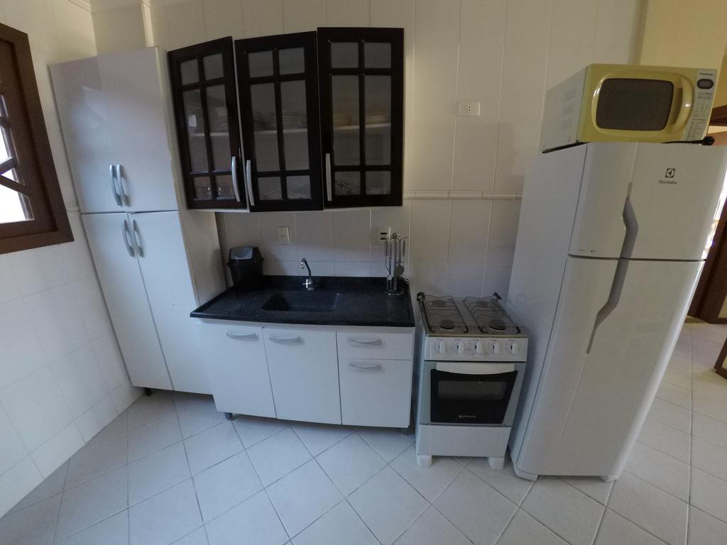 C047 - Ed Las Condes, Centro De Bombinhas Pokoj fotografie